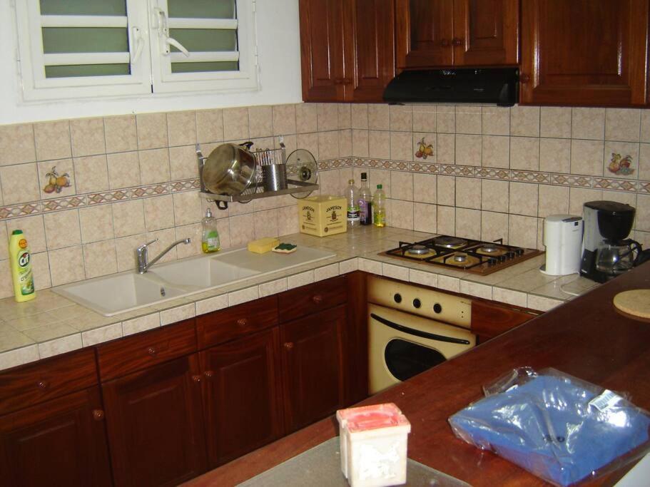 Charmant Appartement Verdoyant Le Morne-Vert Ngoại thất bức ảnh