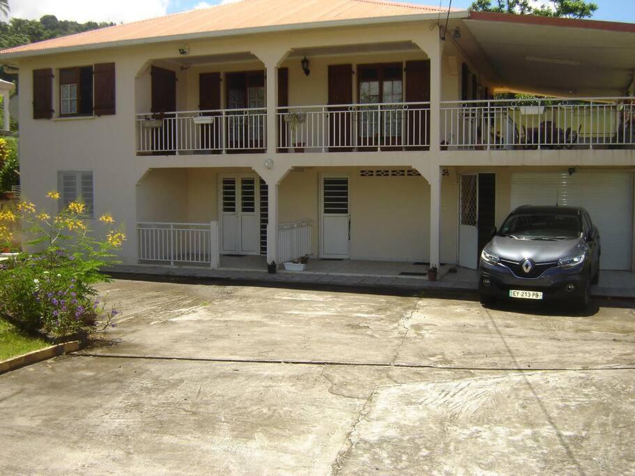 Charmant Appartement Verdoyant Le Morne-Vert Ngoại thất bức ảnh