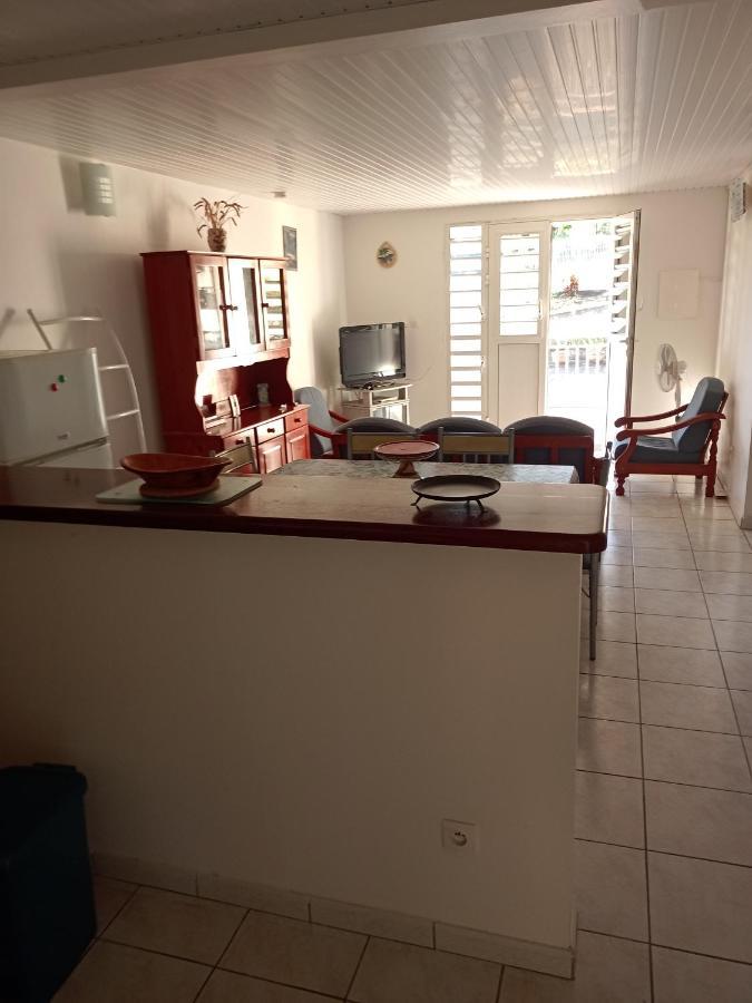 Charmant Appartement Verdoyant Le Morne-Vert Ngoại thất bức ảnh