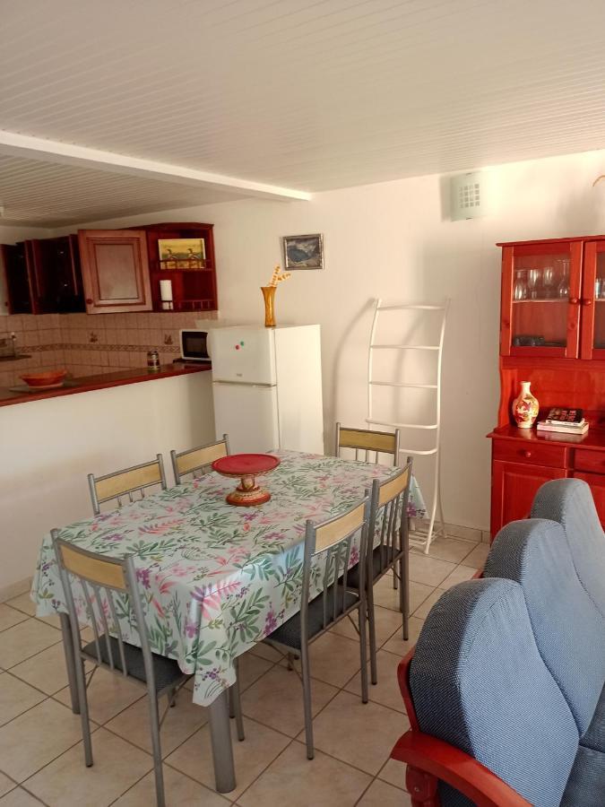 Charmant Appartement Verdoyant Le Morne-Vert Ngoại thất bức ảnh